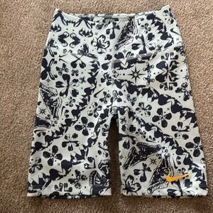 🎉3 for $20🎉 Women’s NWOT Nike Dri-Fit tight fit athletic shorts XS